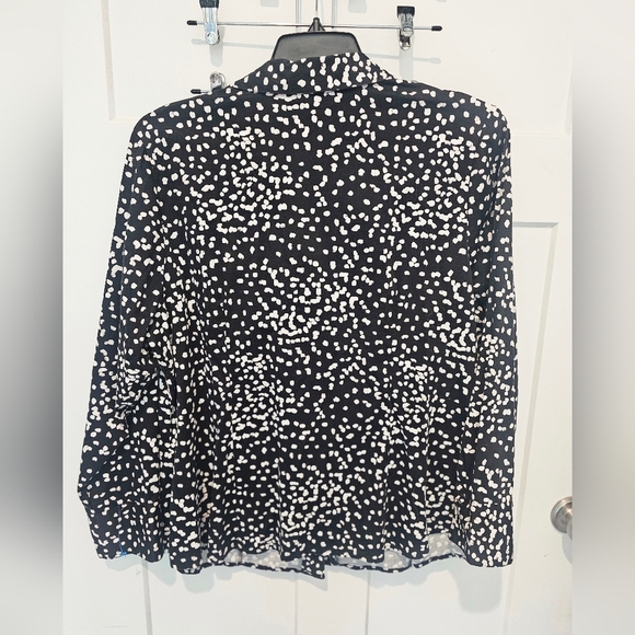 Lane Bryant Women’s Size 22 Black White Dot Print Blouse Stretch Button Shirt - Picture 5 of 12
